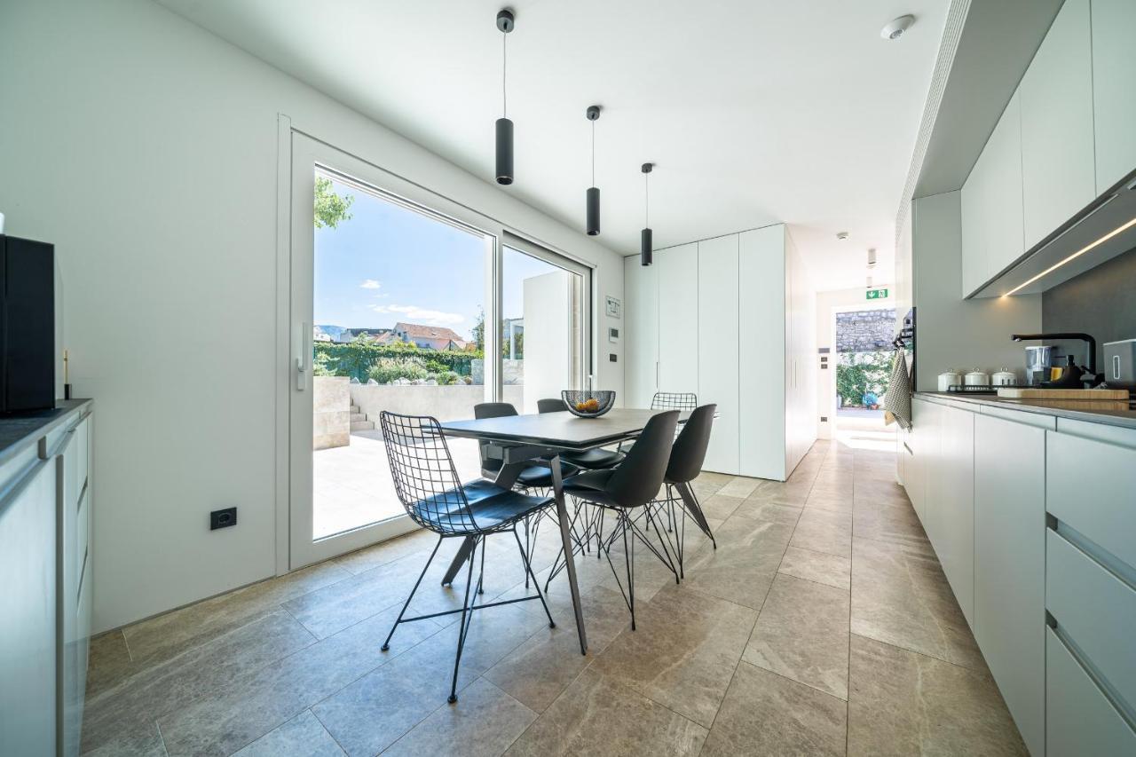 טיווט Villa Lastva מראה חיצוני תמונה